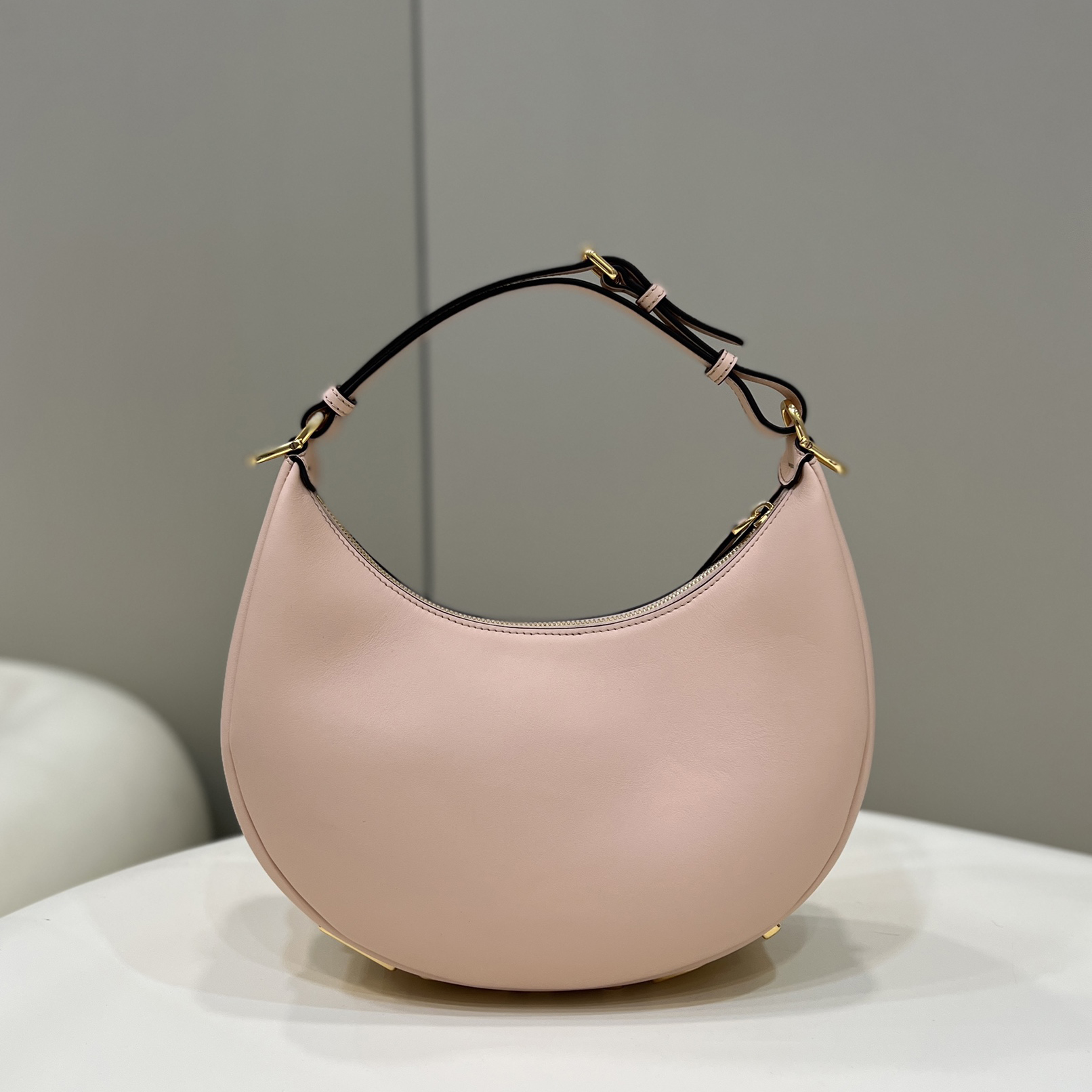 Fendi Graphy  Leather Bag(29*24.5*10cm) - FashionPlug