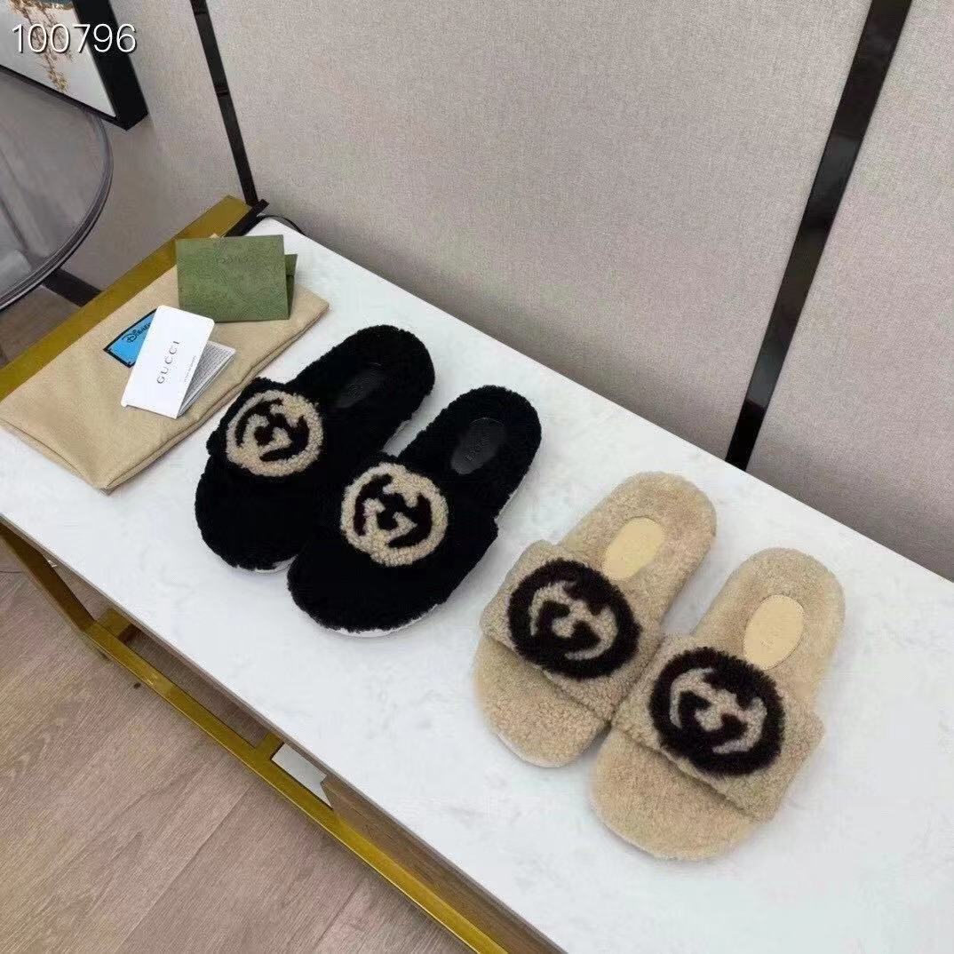 Gucci Women's Slide Sandal With Wool - FashionPlug