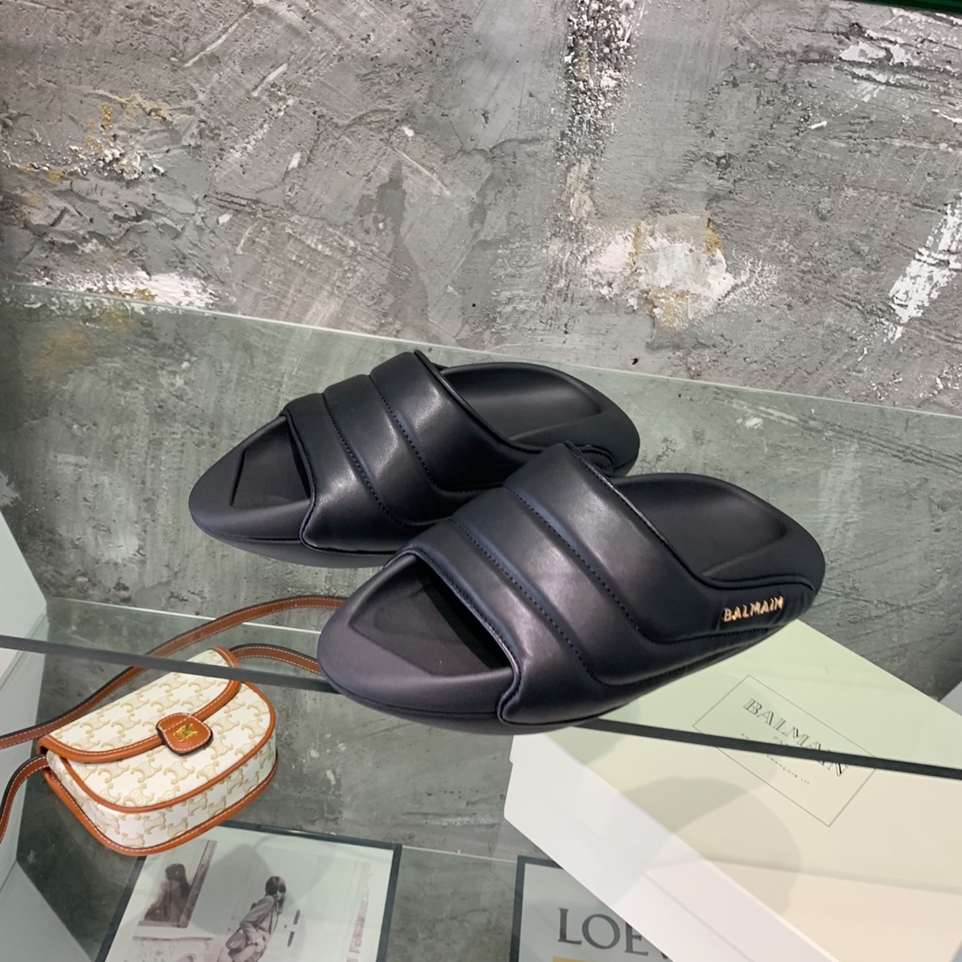 Balmain B-It-Puffy Slides - FashionPlug