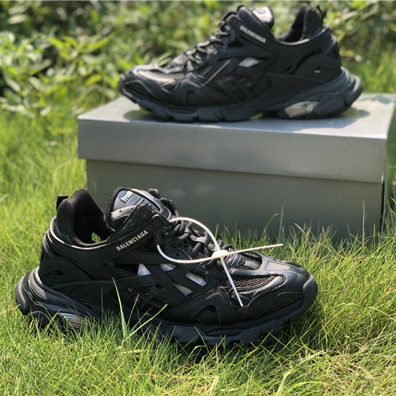 Balenciaga Track 4.0 Sneaker - FashionPlug