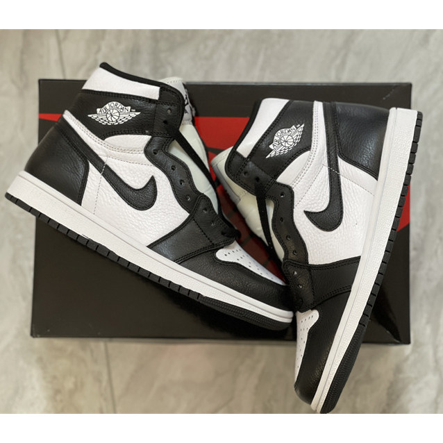 Air Jordan 1 High OG'Invert' Sneaker   DR0501-101 - FashionPlug