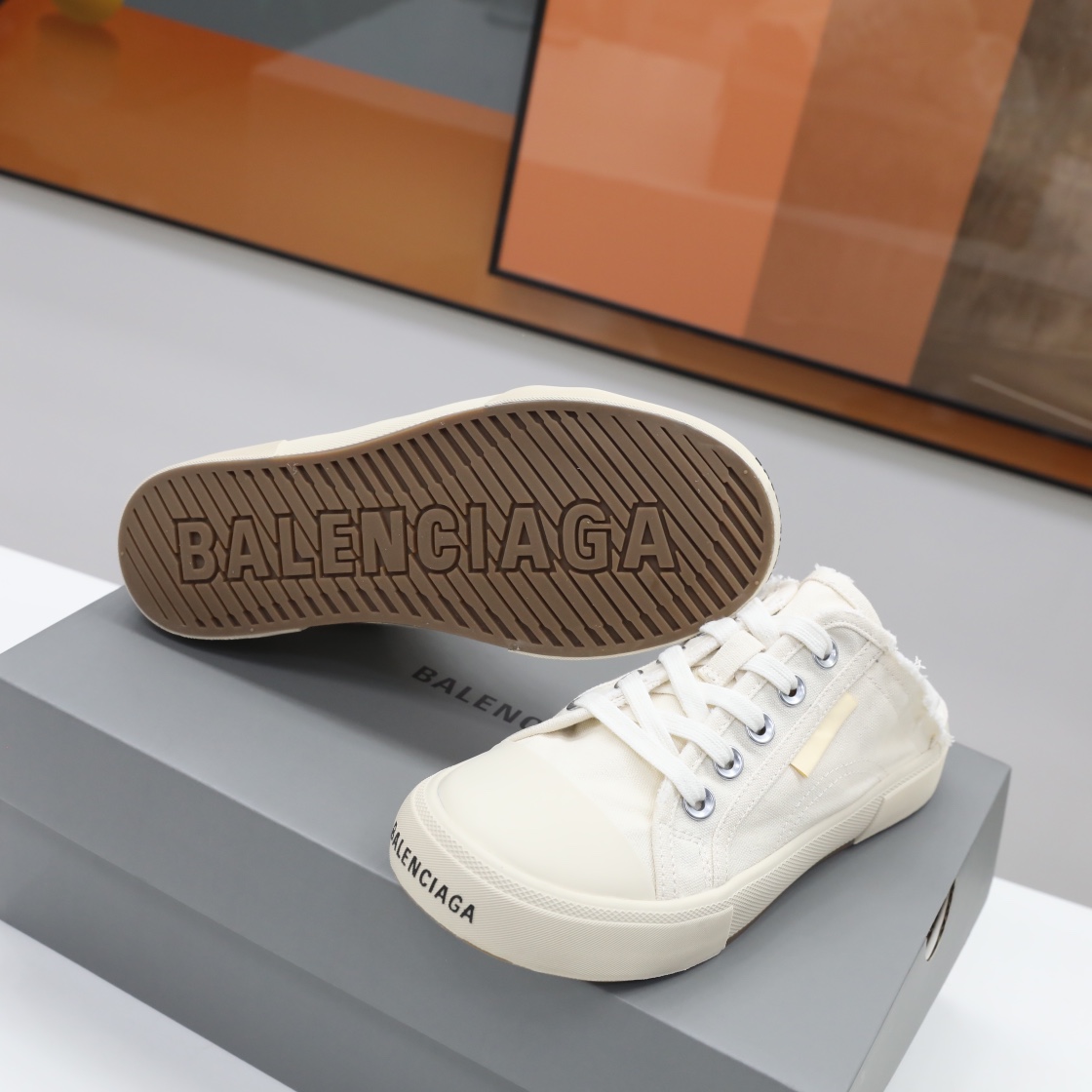 Balenciaga Men's Paris Sneaker Mule In White - FashionPlug