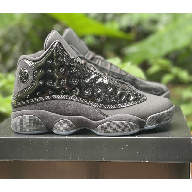 Air Jordan 13'Cap and Gown' Sneakers  414571-012 - FashionPlug