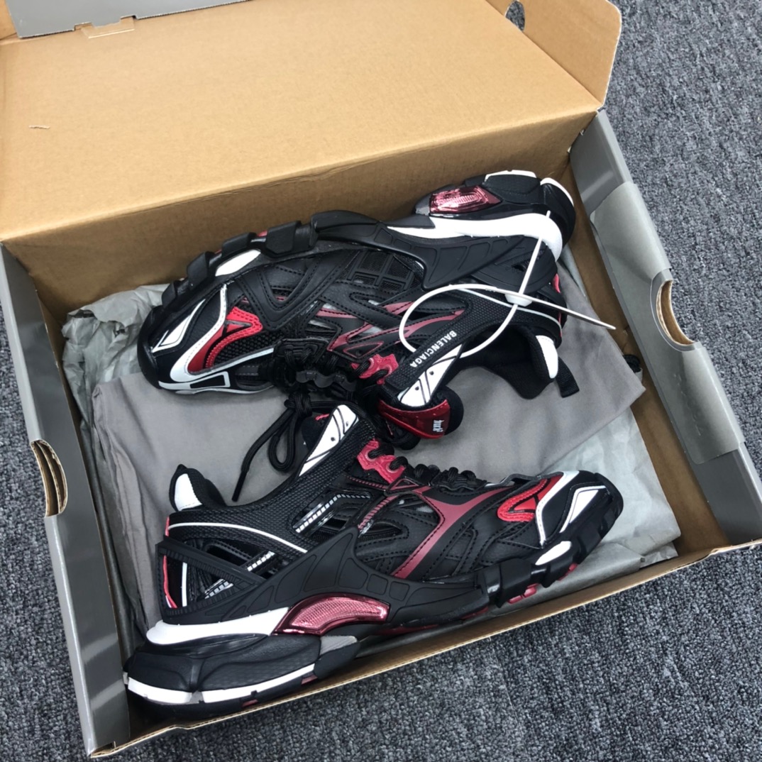 Balenciaga Track.2 Sneaker - FashionPlug