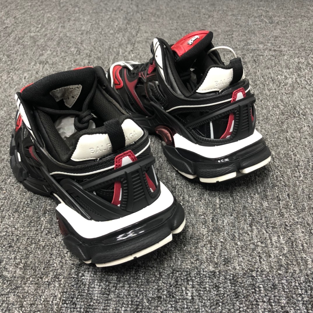 Balenciaga Track.2 Sneaker - FashionPlug