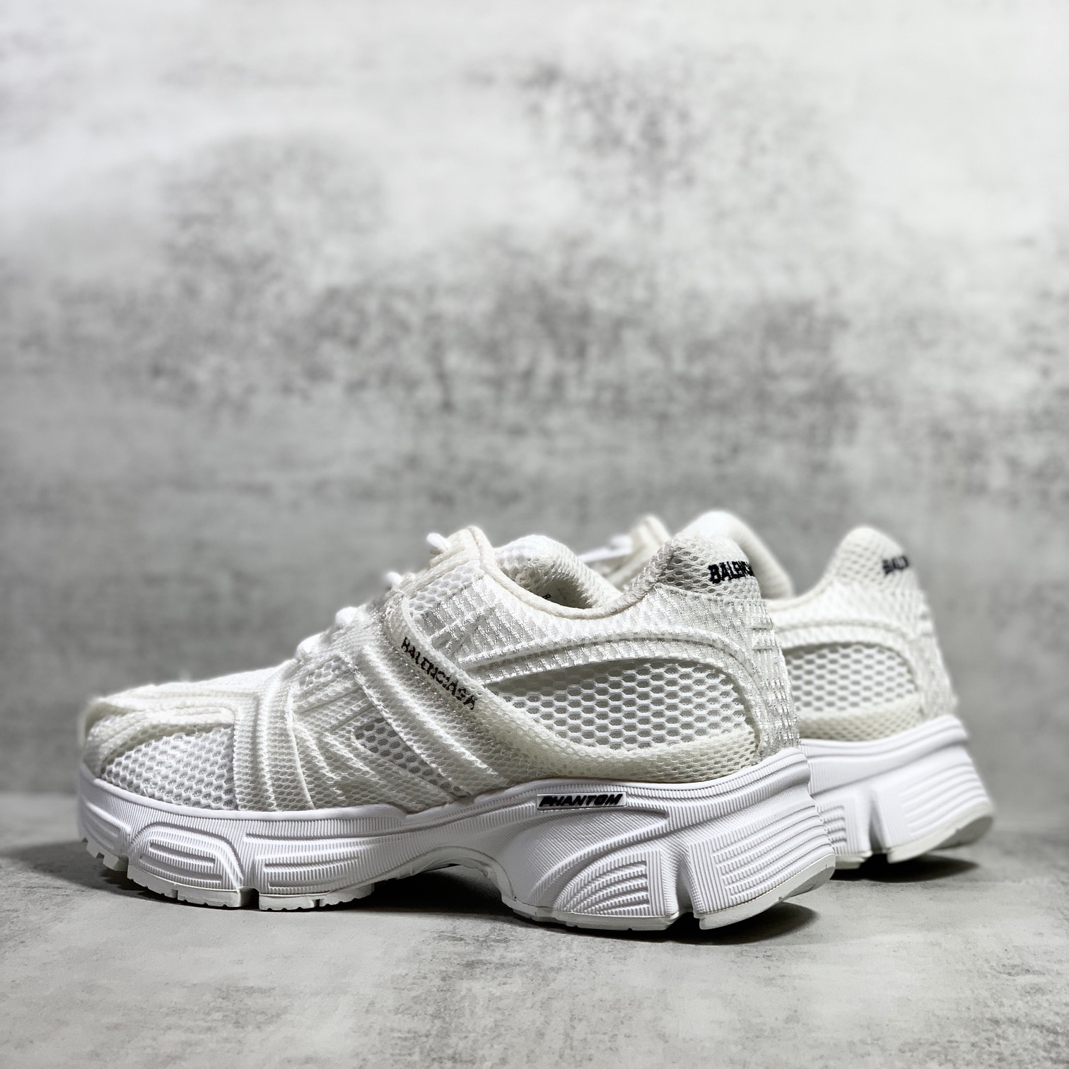 Balenciaga Men's Phantom Sneaker Washed In White - FashionPlug