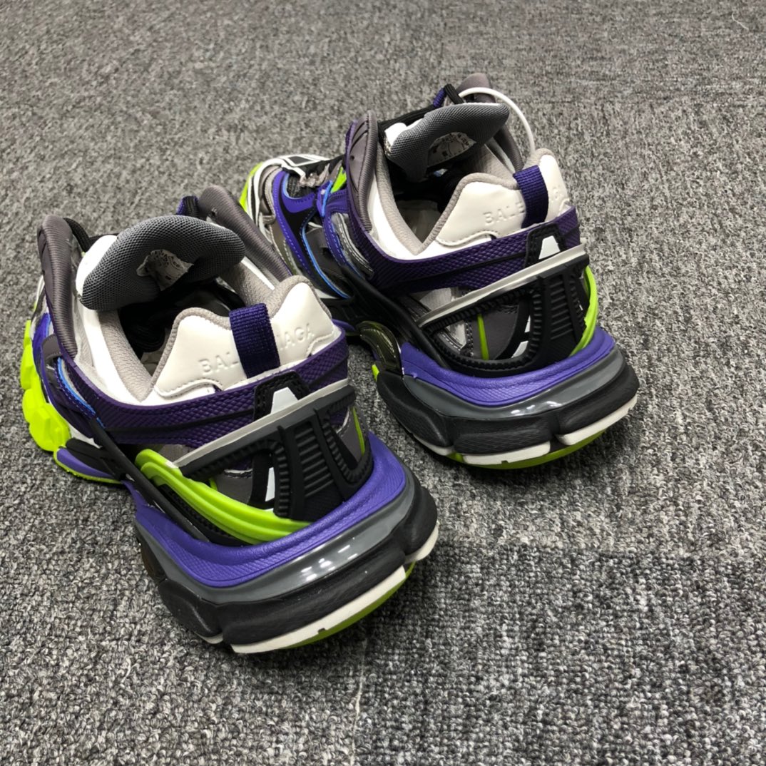 Balenciaga Track.2 Sneaker - FashionPlug
