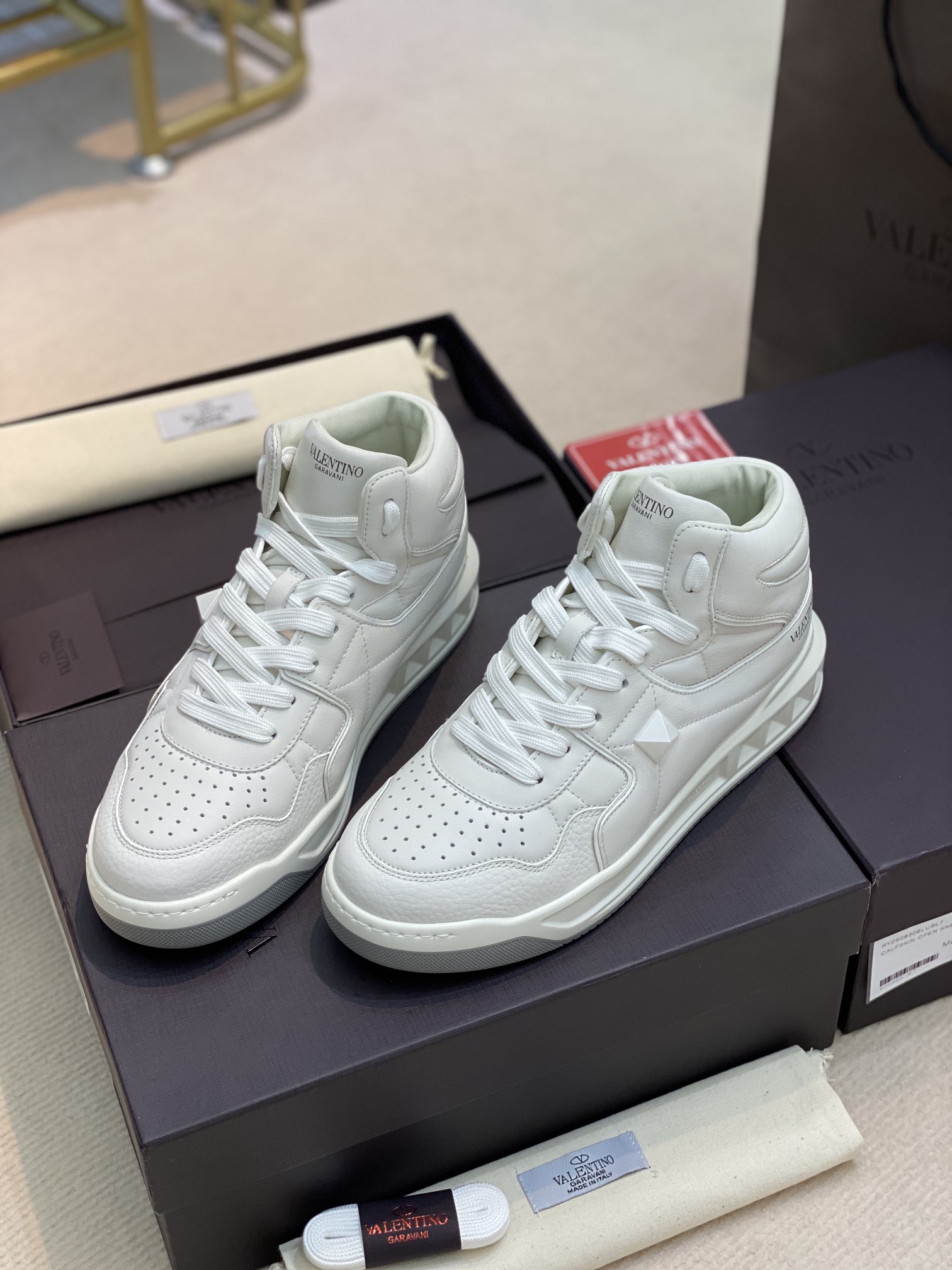 Valenti One Stud Mid-Top Nappa Sneaker - FashionPlug