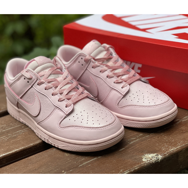NIKE Dunk Low SE (GS) Sneaker    921803-601 - FashionPlug