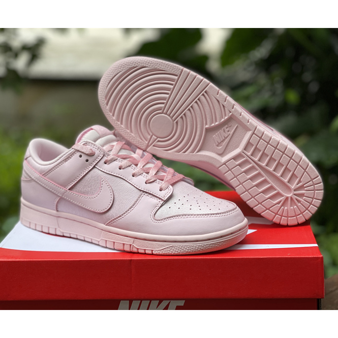NIKE Dunk Low SE (GS) Sneaker    921803-601 - FashionPlug