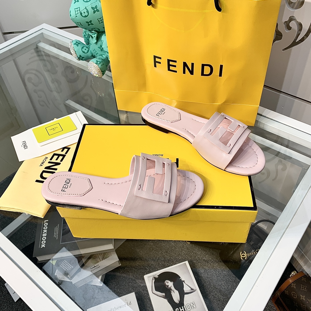 Fendi Signature Pink Leather Slides - FashionPlug