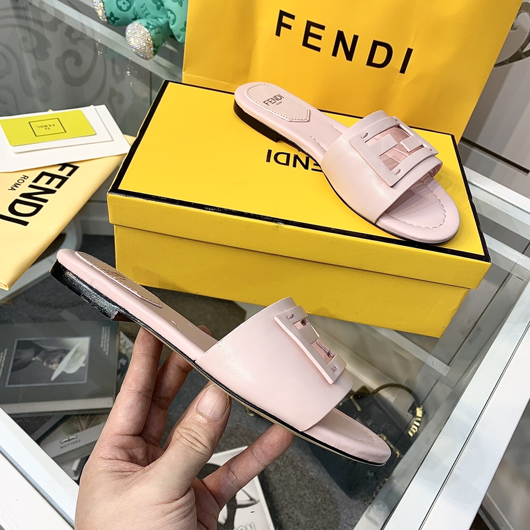 Fendi Signature Pink Leather Slides - FashionPlug