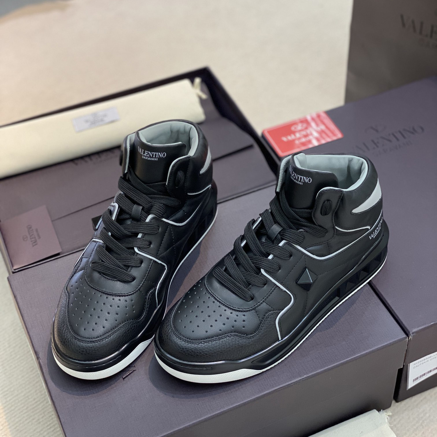 Valenti One Stud Mid-Top Nappa Sneaker - FashionPlug