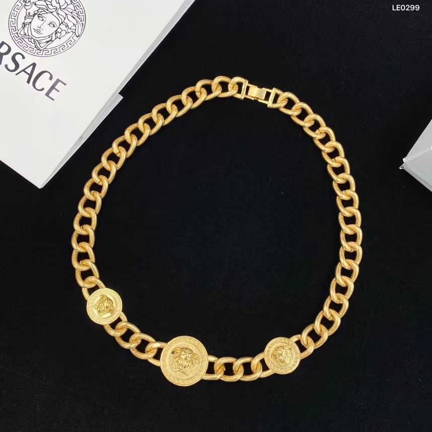 Versace Medusa Necklace - FashionPlug
