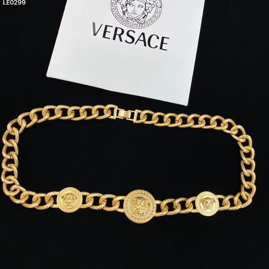 Versace Medusa Necklace - FashionPlug