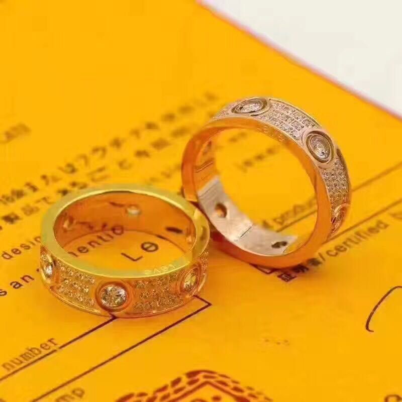 Cartier Love Ring - FashionPlug