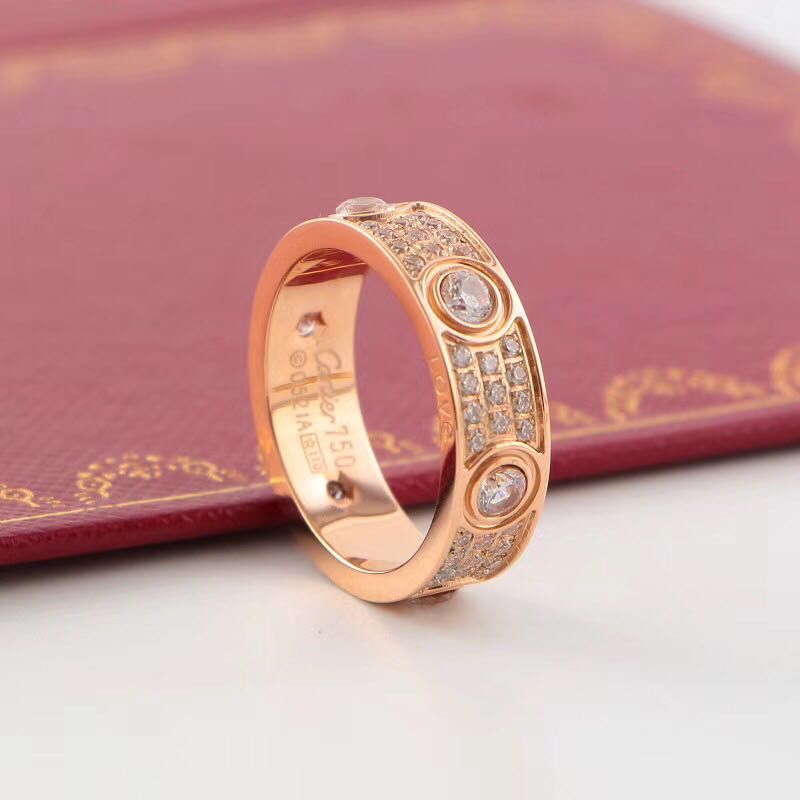 Cartier Love Ring - FashionPlug