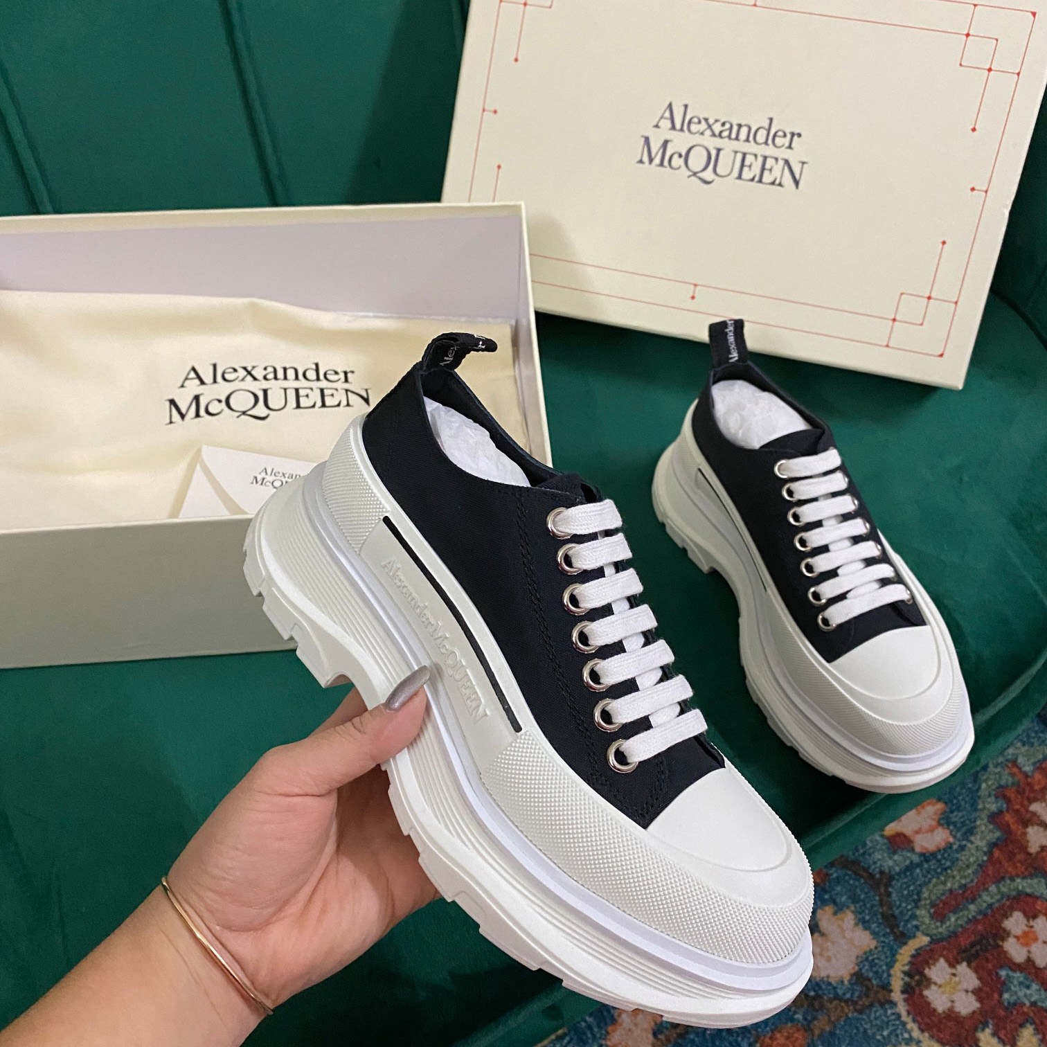 Alexander Mqueen Tread Slick Lace Up in Black/white - FashionPlug