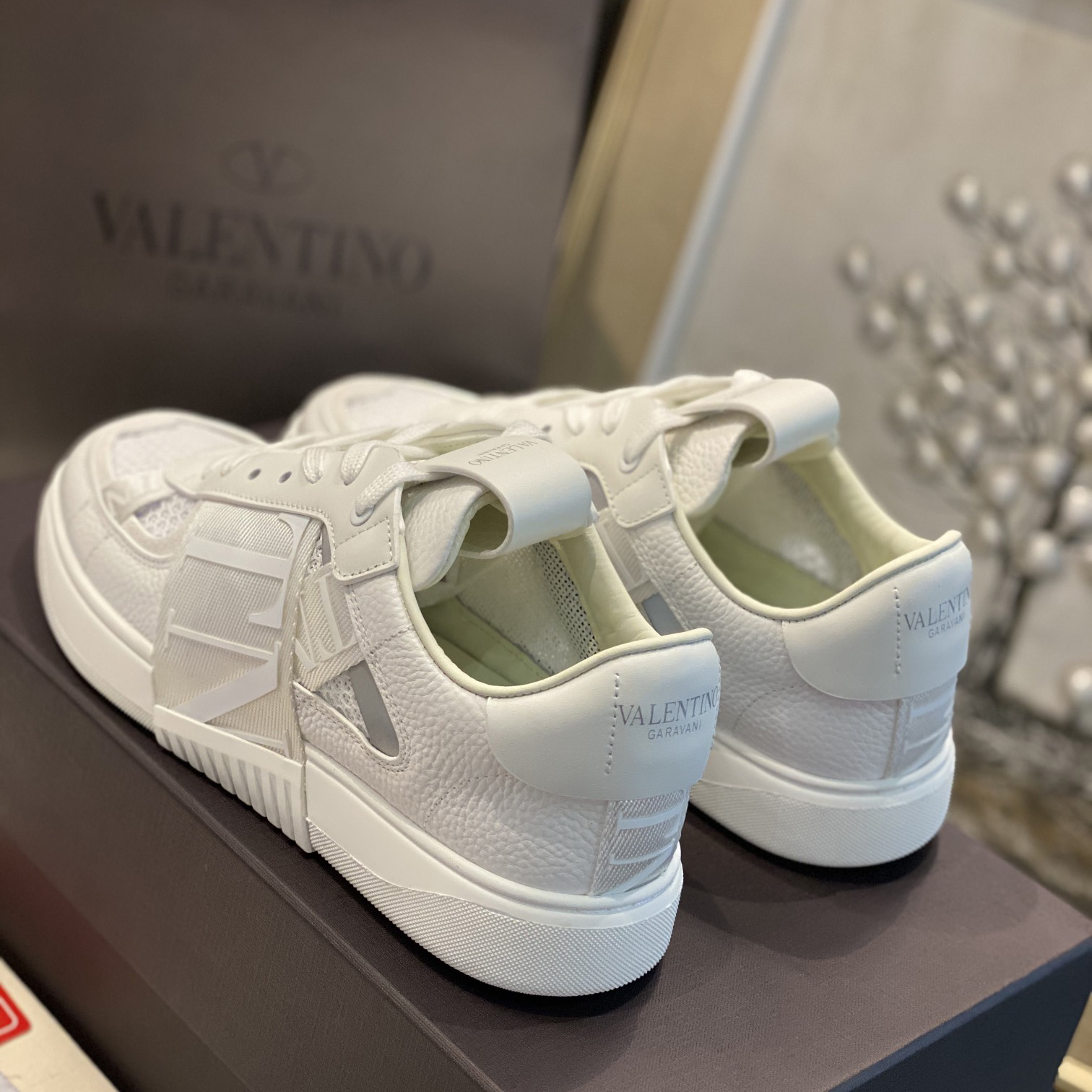 Valenti VL7N Low-Top Sneakers In Calfskin And Mesh Fabric With Bands - FashionPlug