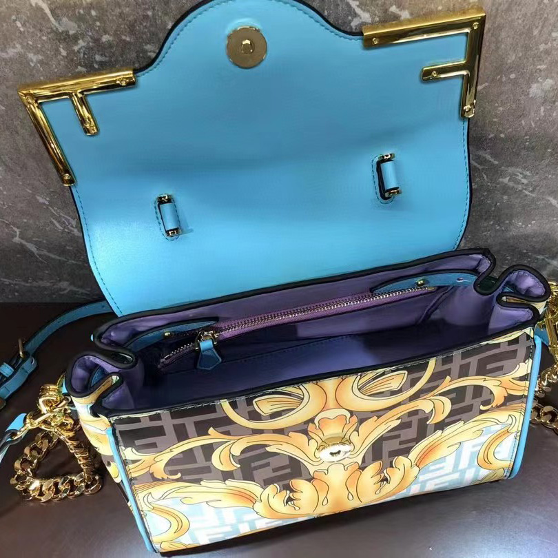 Versace Fendace La Medusa Medium Handbag(25-22-15cm) - FashionPlug