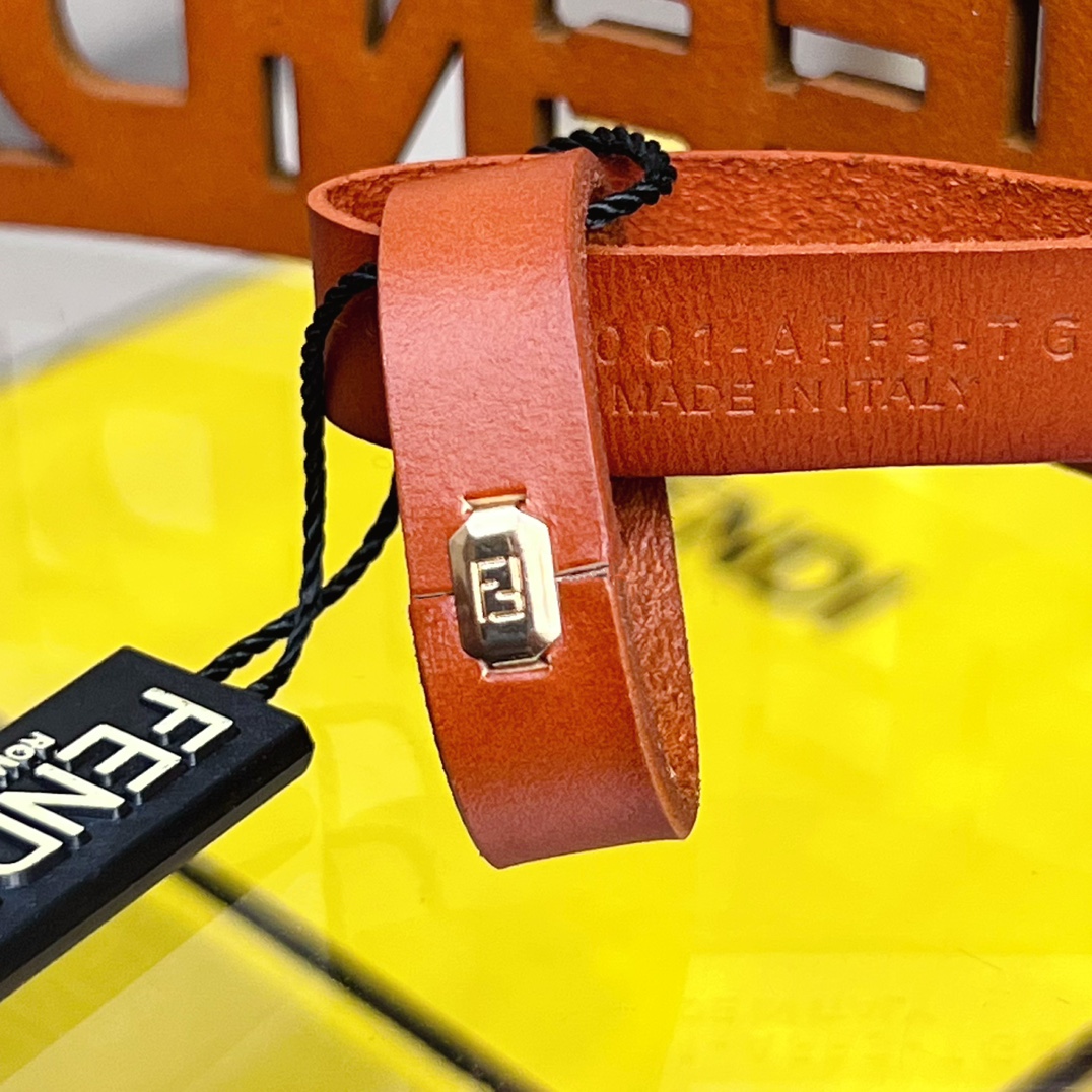 Fendi Leather Belt  - FashionPlug