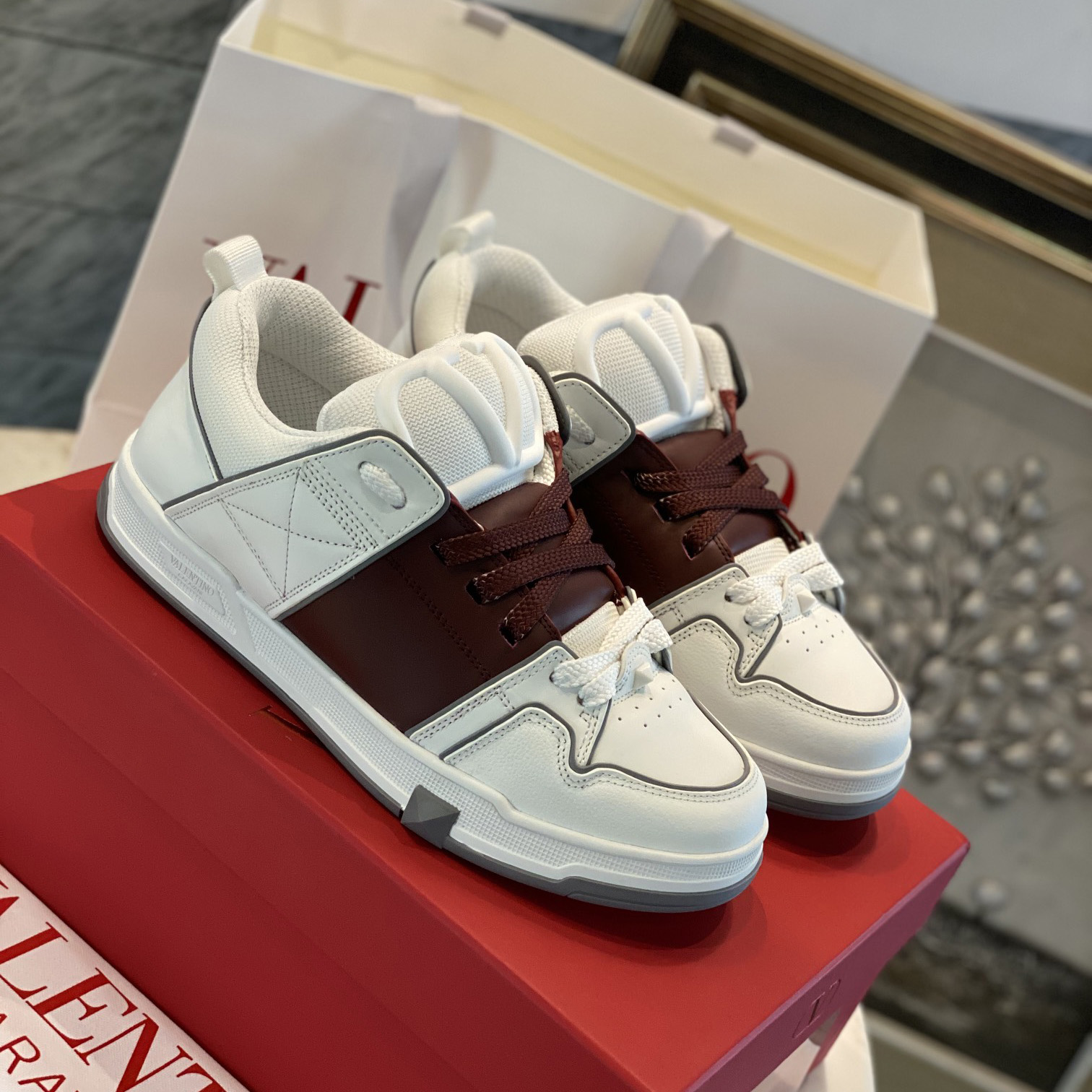 Valenti Open Skate Calfskin And Fabric Sneaker In White/Rubin - FashionPlug