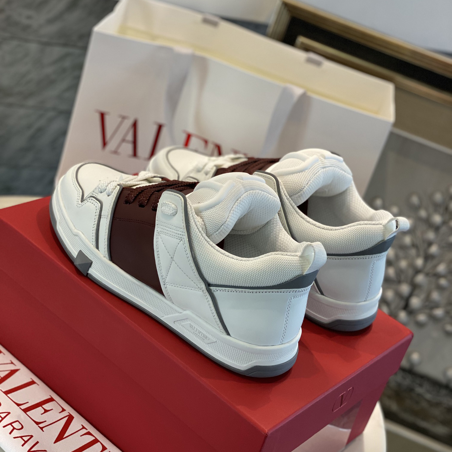 Valenti Open Skate Calfskin And Fabric Sneaker In White/Rubin - FashionPlug