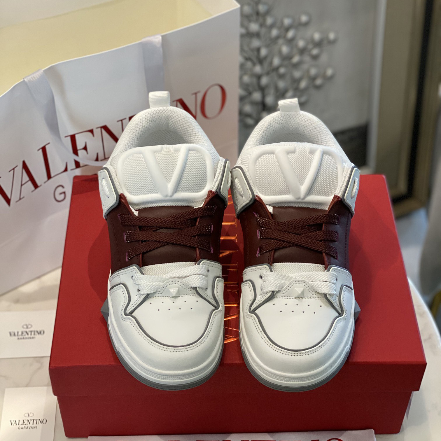 Valenti Open Skate Calfskin And Fabric Sneaker In White/Rubin - FashionPlug