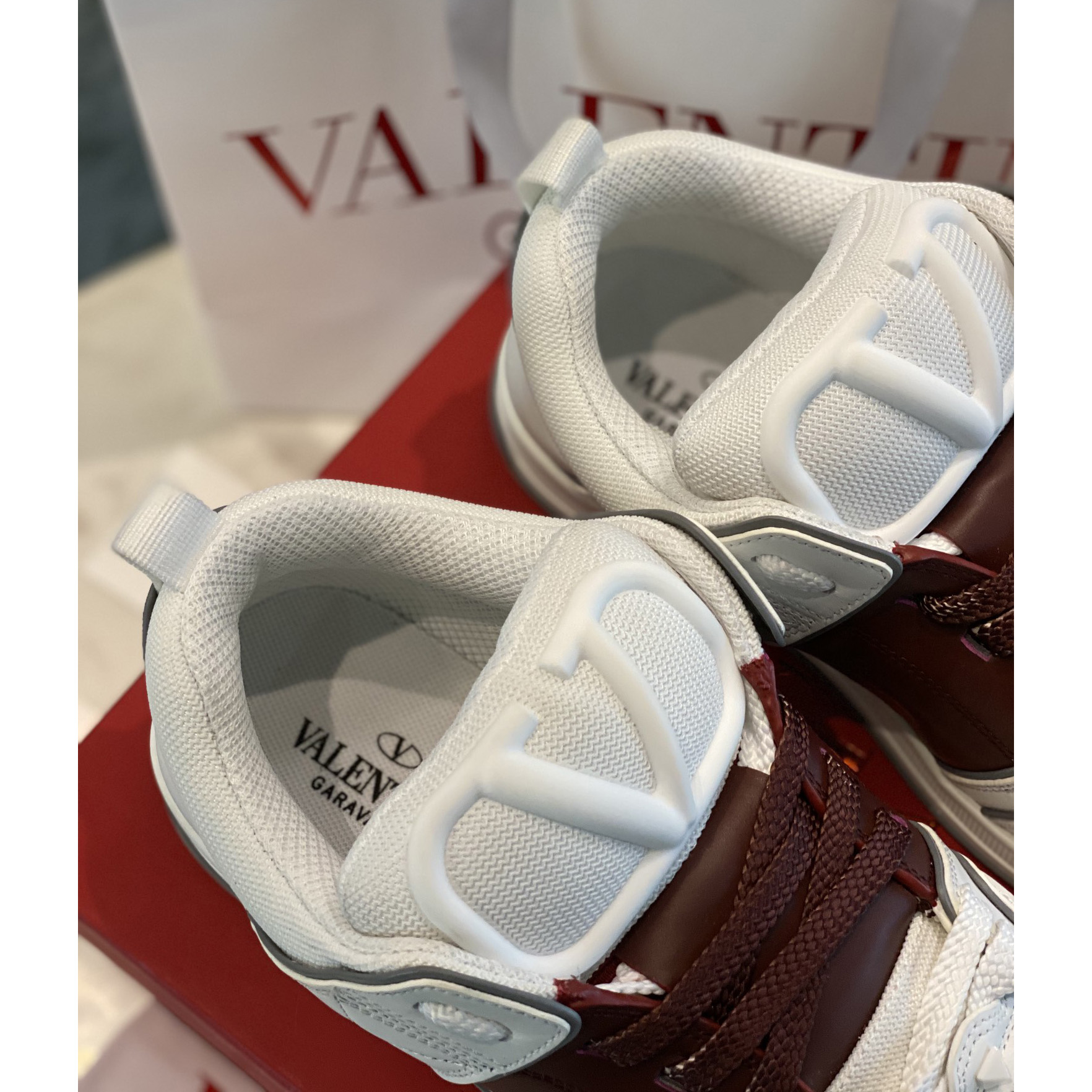 Valenti Open Skate Calfskin And Fabric Sneaker In White/Rubin - FashionPlug