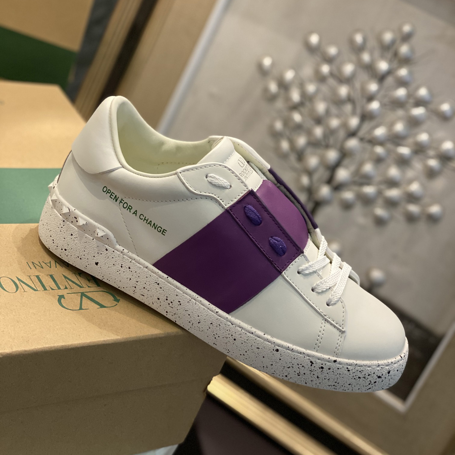 Valenti Open For A Change Sneaker In Bio-Based Material In White/Sunset Purple - FashionPlug