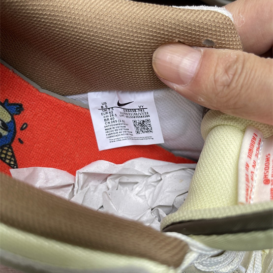 Nike Dunk Low “Cartoon” Sneaker   DX6038-741 - FashionPlug