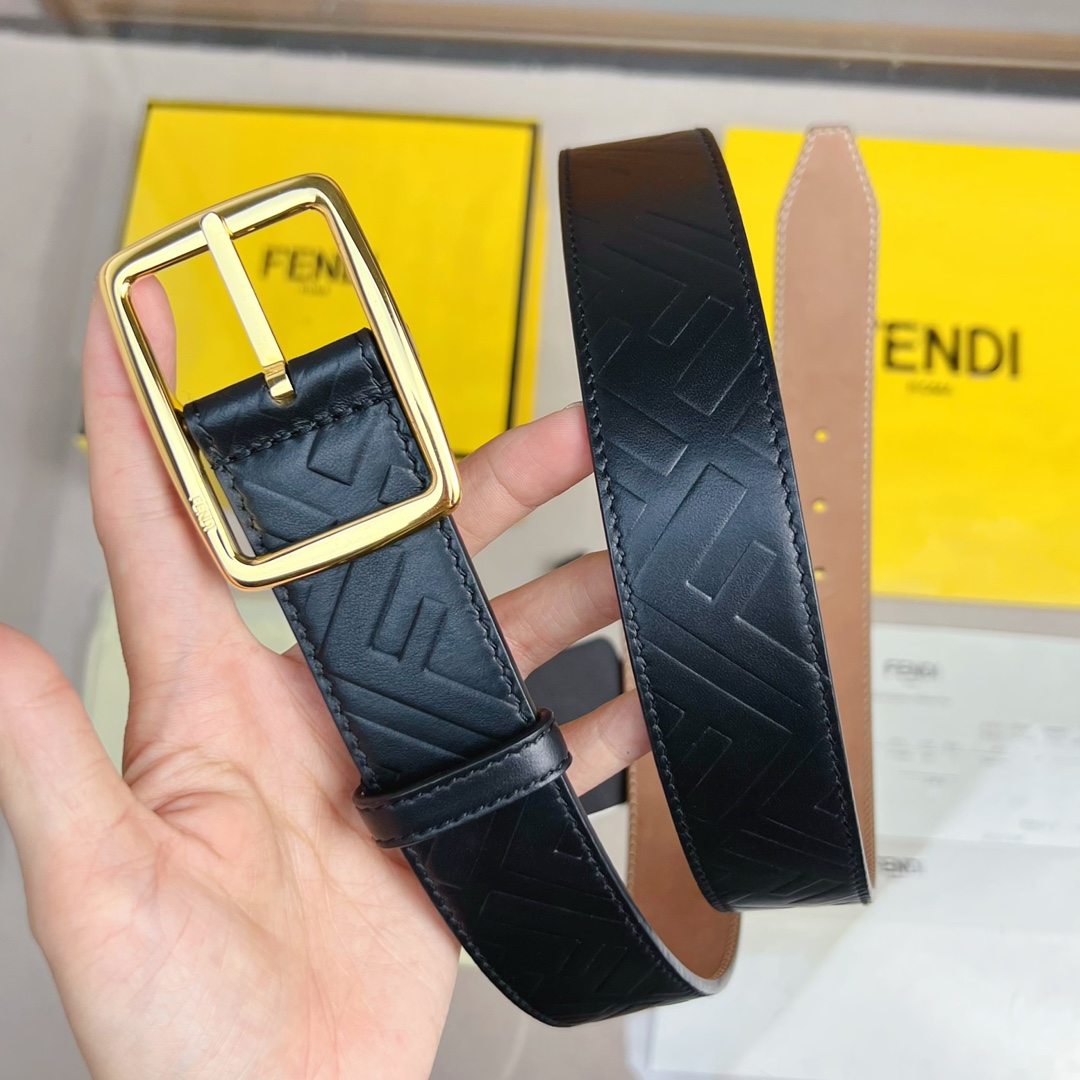 Fendi Leather Belt  - FashionPlug