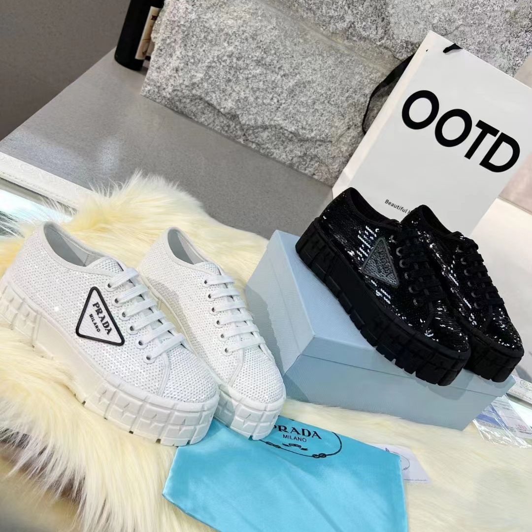 Prada Double Wheel Sequin sneakers - FashionPlug