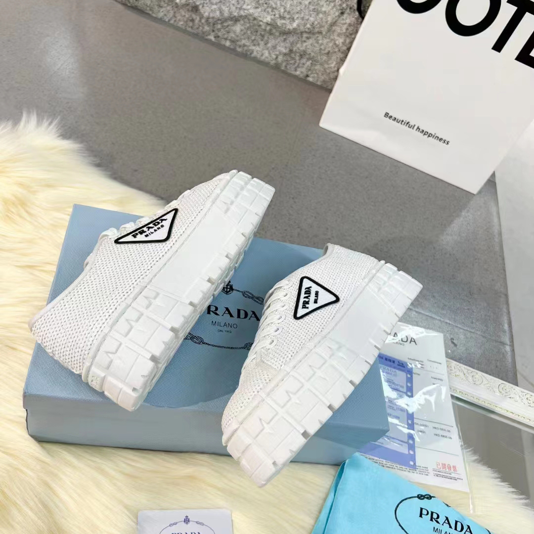 Prada Double Wheel Sequin sneakers - FashionPlug