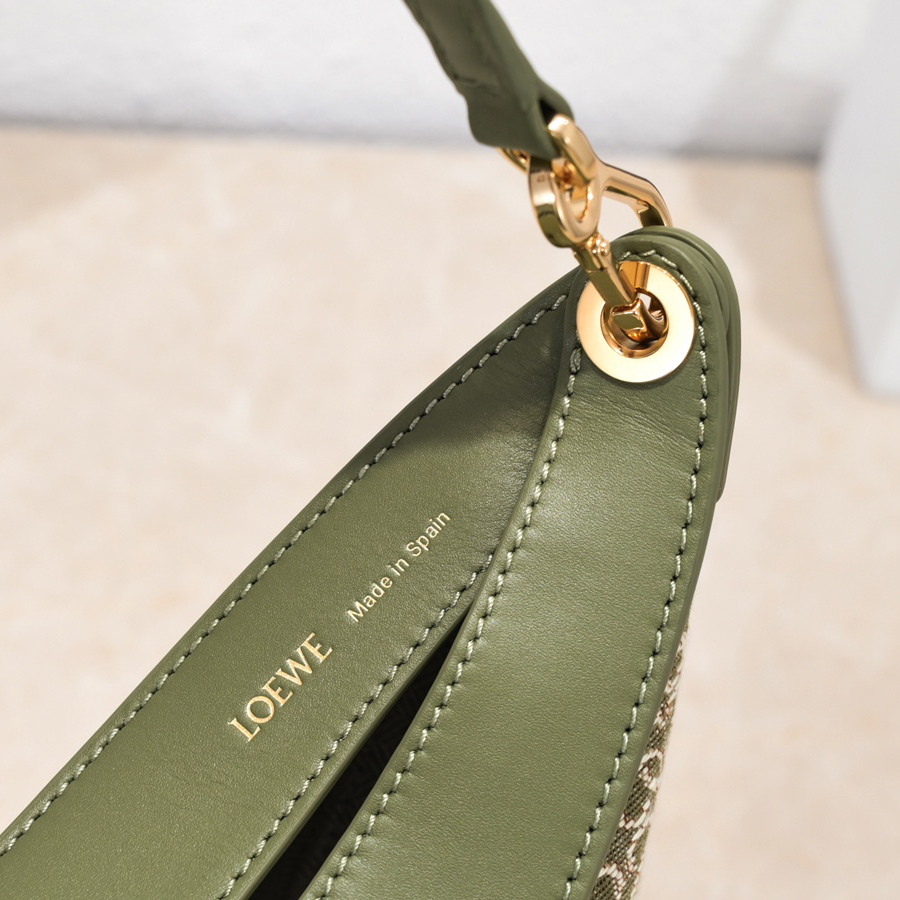Loewe Luna Bag In Anagram Jacquard And Classic Calfskin(29.5-27-8cm) - FashionPlug
