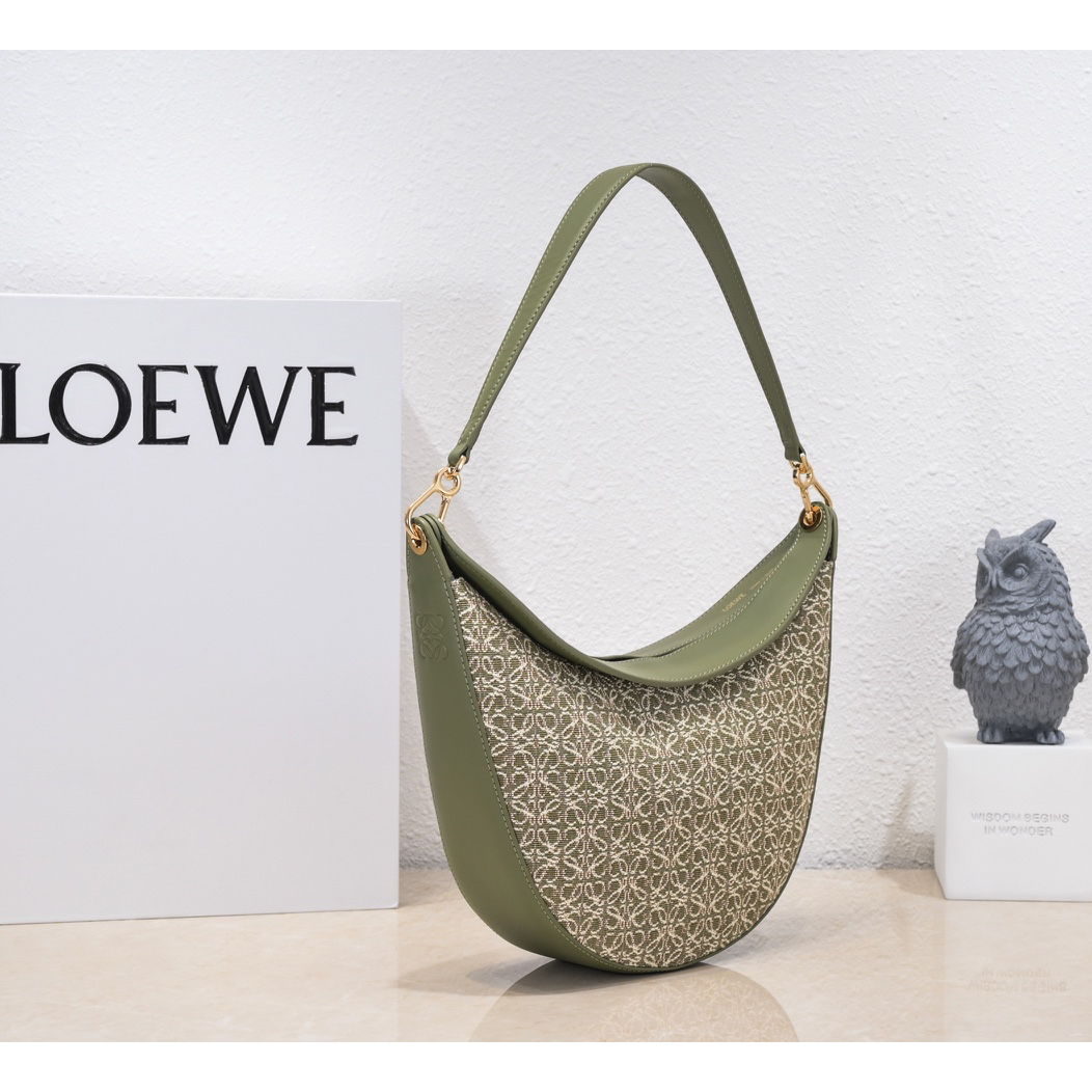 Loewe Luna Bag In Anagram Jacquard And Classic Calfskin(29.5-27-8cm) - FashionPlug