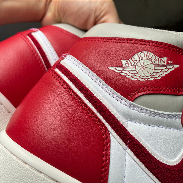 Air Jordan 1 High OG WMNS “Newstalgia”  Sneaker  DJ4891-061 - FashionPlug
