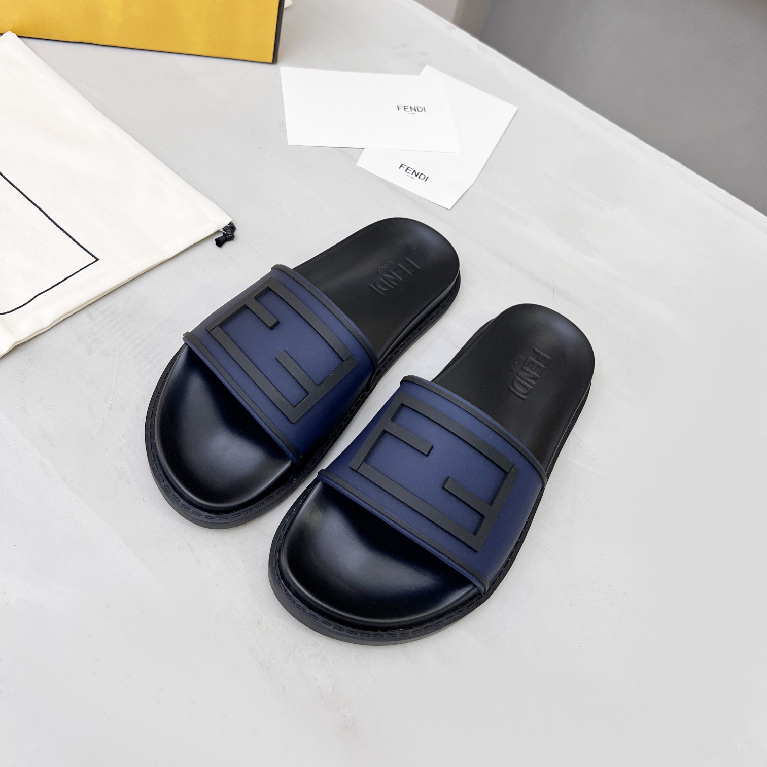 Fendi Baguette Slides - FashionPlug