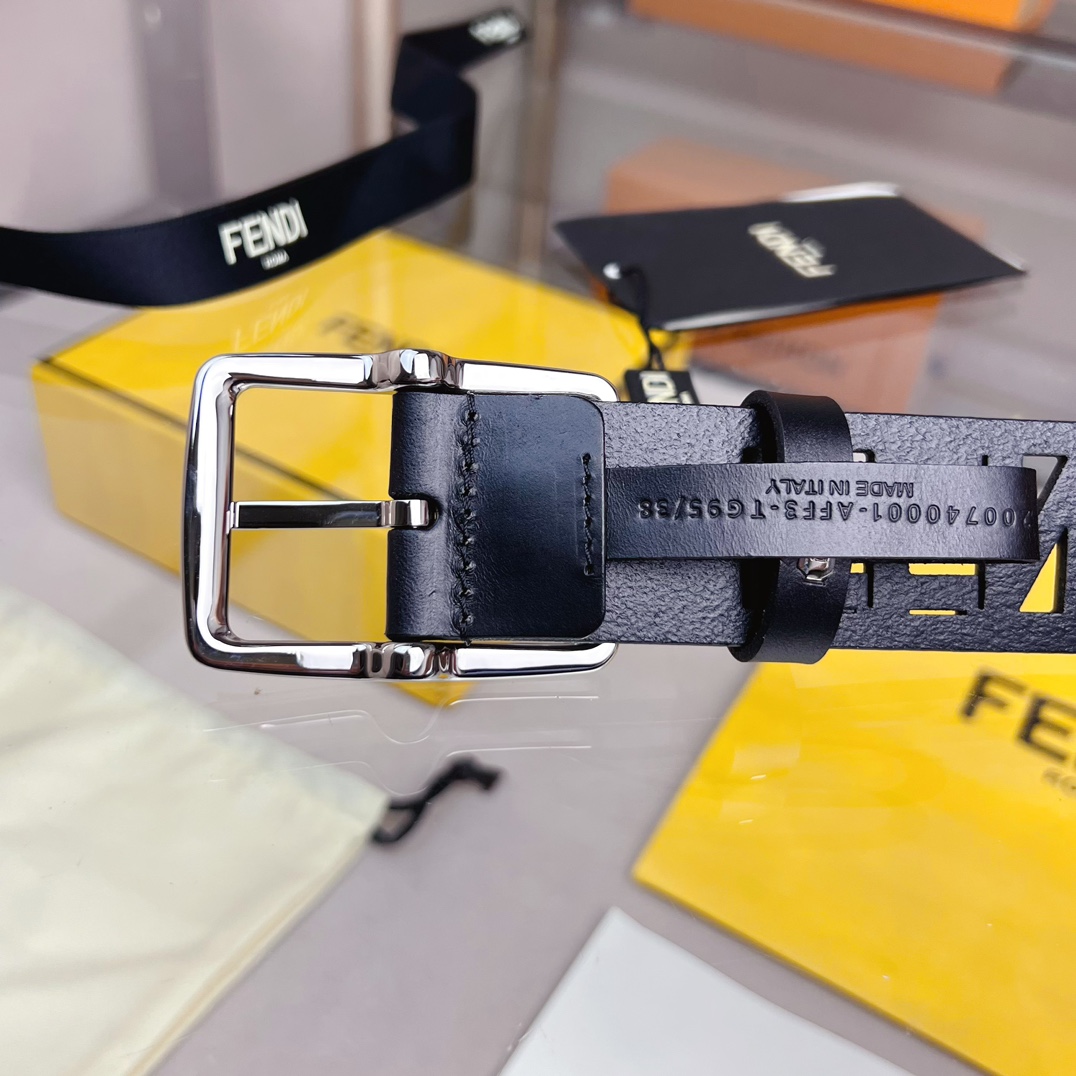 Fendi Leather Belt  - FashionPlug