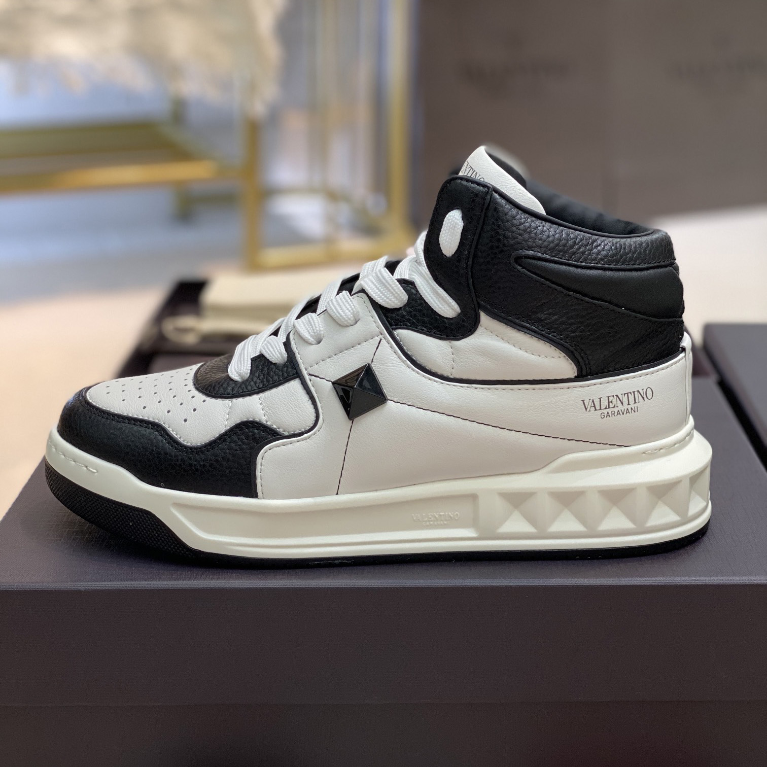Valenti One Stud Mid-Top Nappa Sneaker - FashionPlug