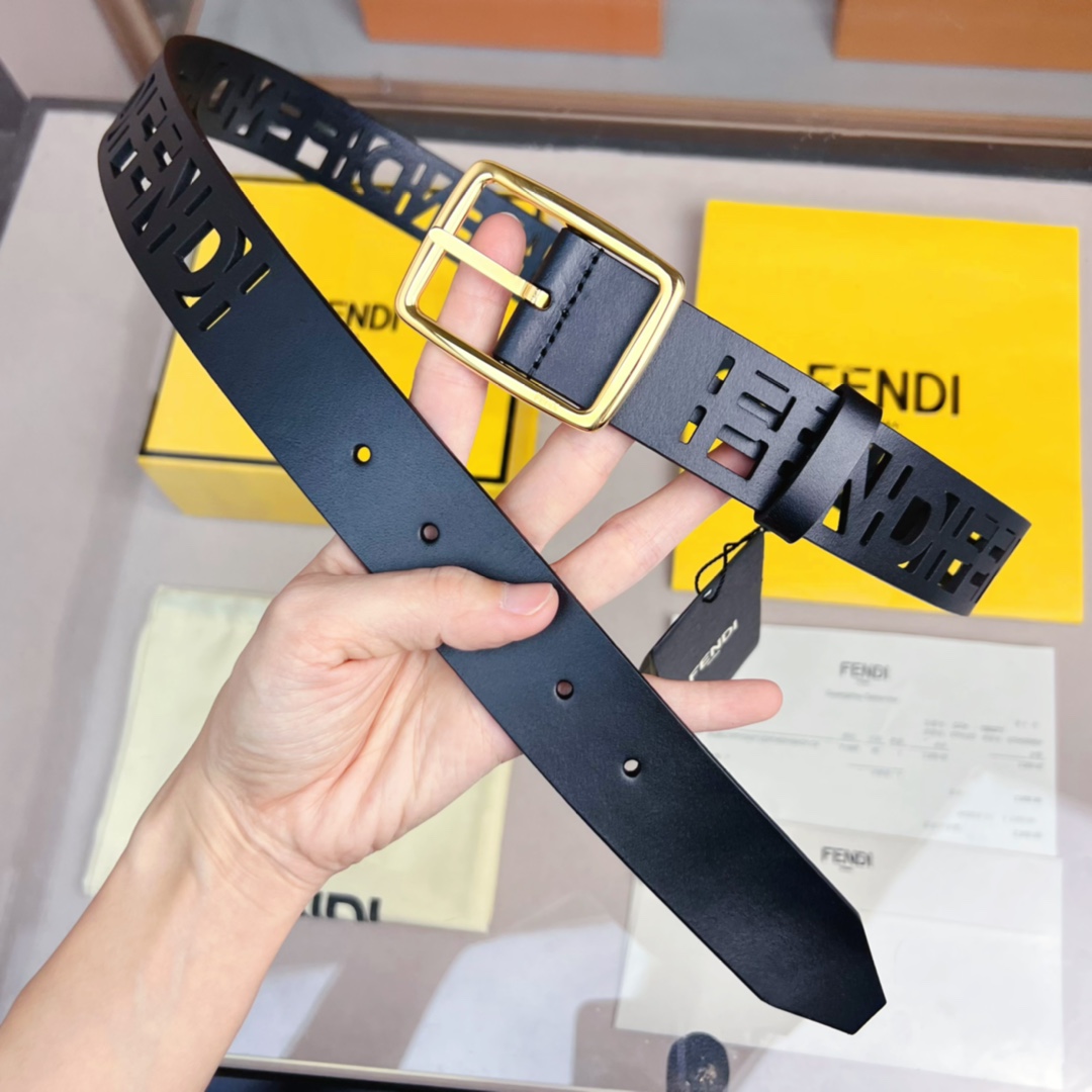 Fendi Leather Belt  - FashionPlug