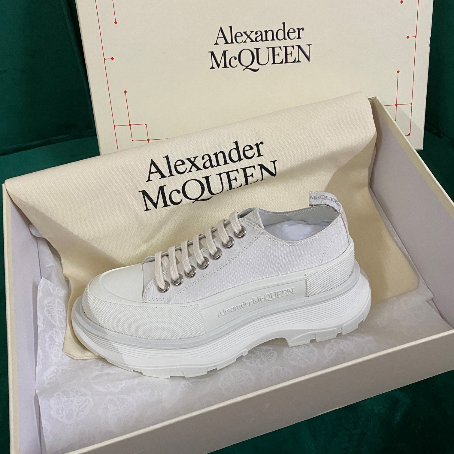 Alexander Mqueen Women's Tread Slick Lace Up In White - FashionPlug
