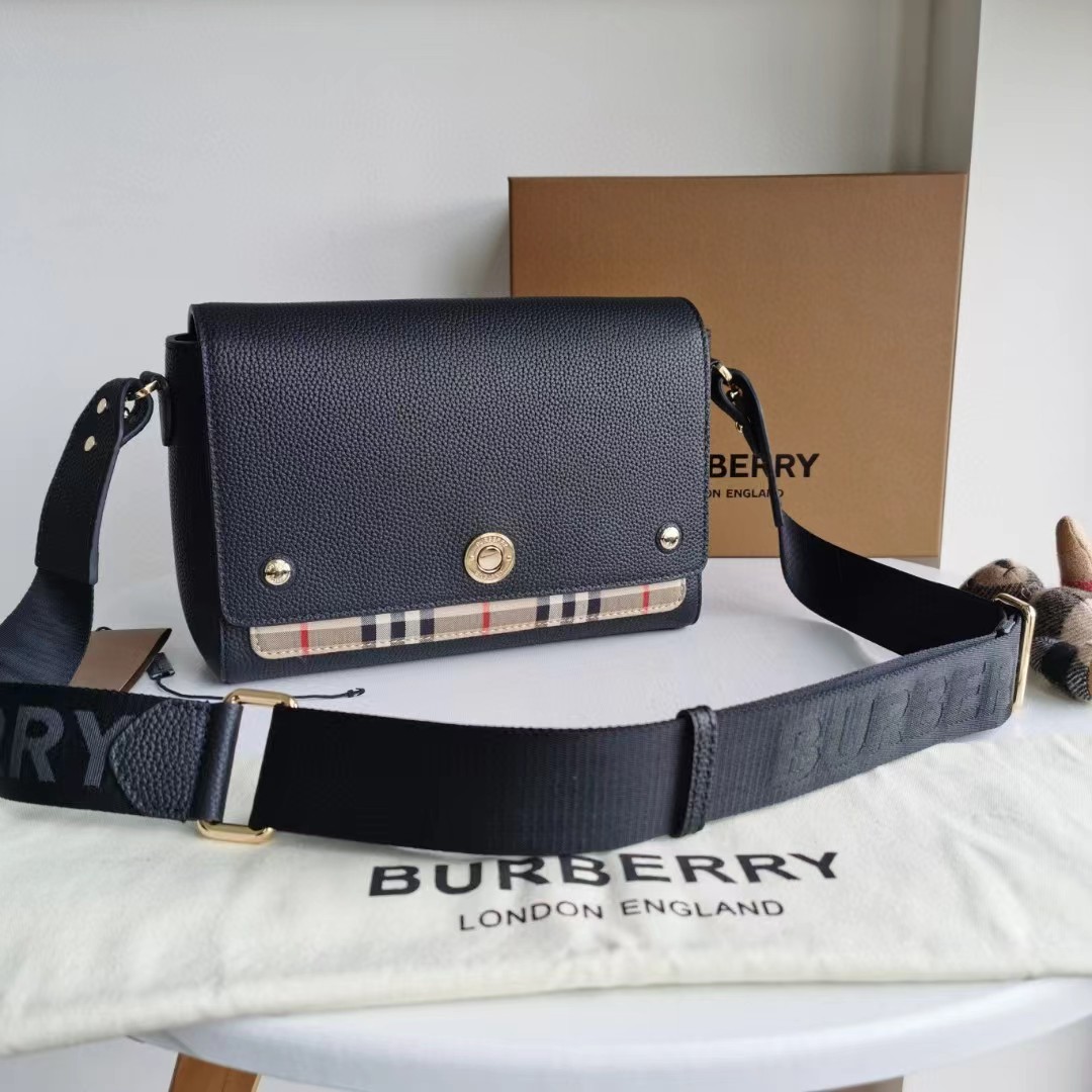 Burberry Hackberry Leather Cross -Body Bag (25-18-8.5cm) - FashionPlug