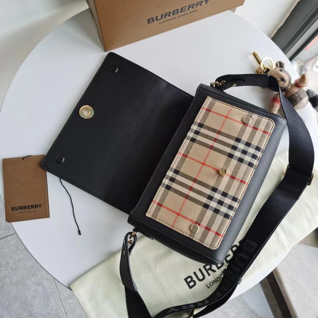 Burberry Hackberry Leather Cross -Body Bag (25-18-8.5cm) - FashionPlug