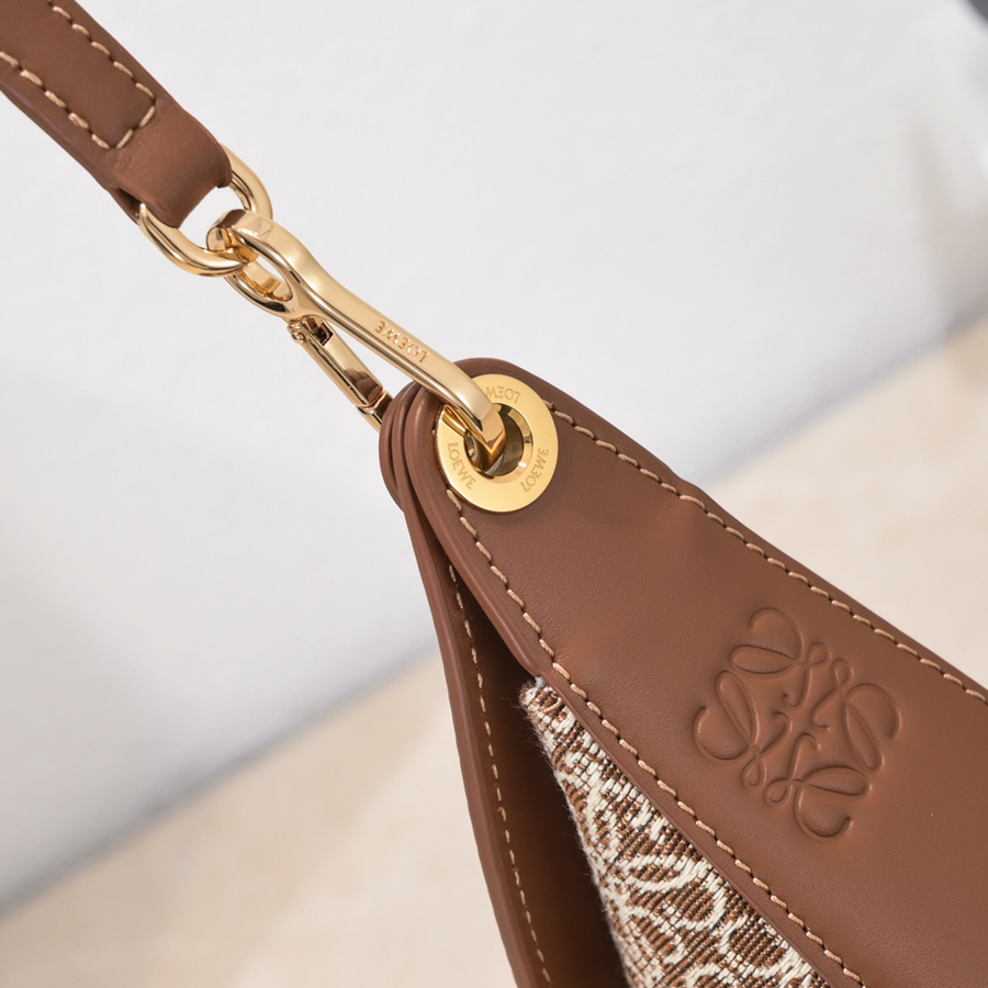 Loewe Luna Bag In Anagram Jacquard And Classic Calfskin(29.5-27-8cm) - FashionPlug