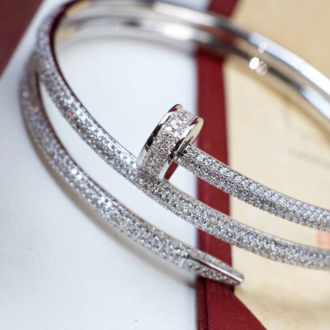 Cartier Juste Un Clou Bracelet - FashionPlug
