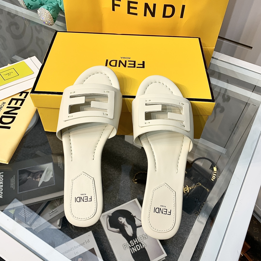 Fendi Signature Beige Leather Slides - FashionPlug
