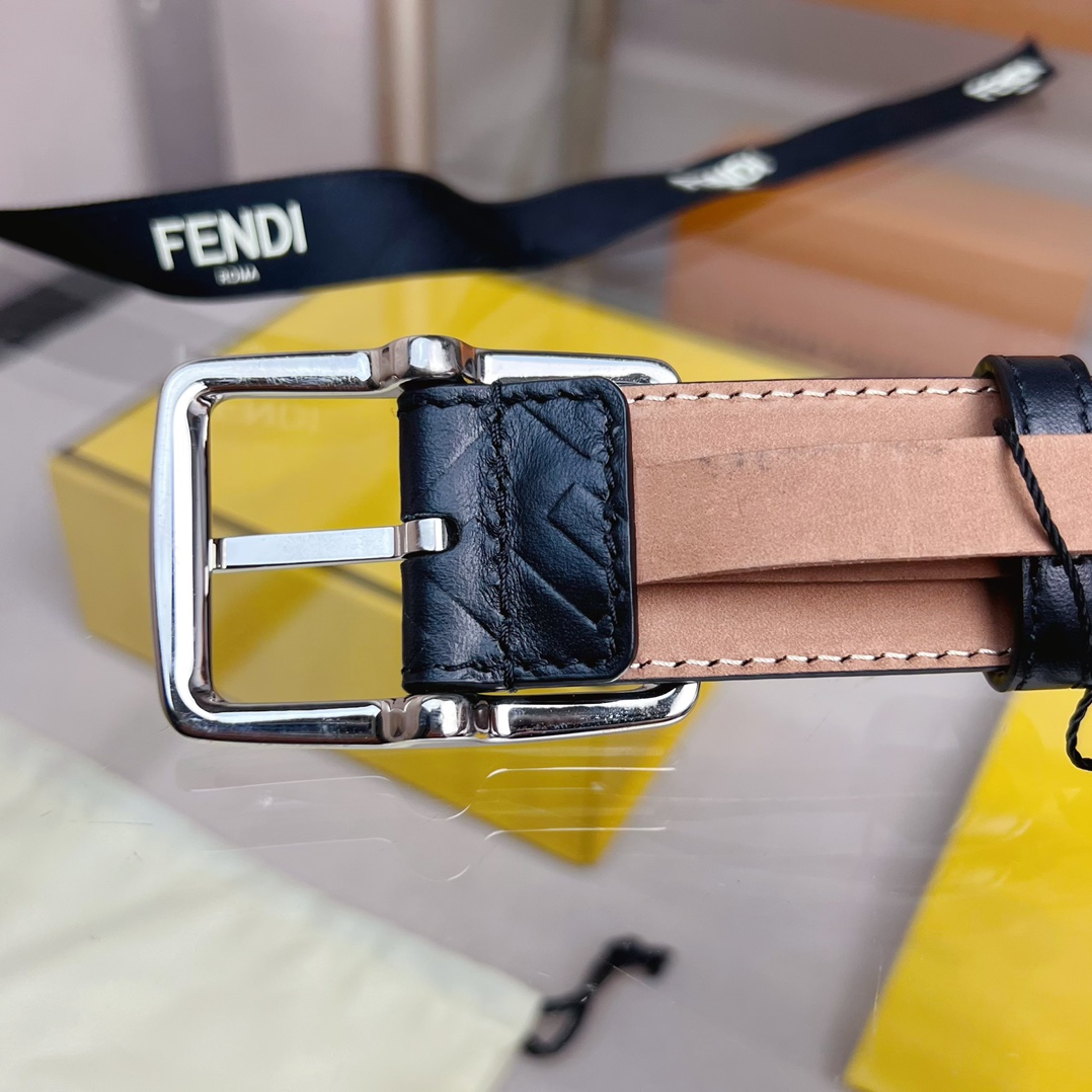 Fendi Leather Belt  - FashionPlug