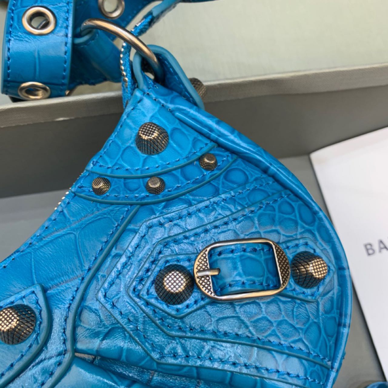Balenciaga Le Cagole XS Shoulder Bag In Blue(26-12-6cm) - FashionPlug