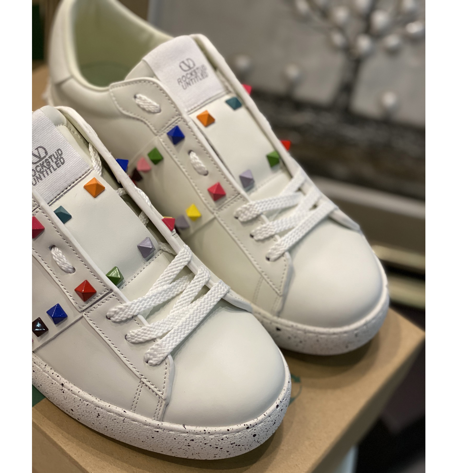Valenti  Open For A Change Sneaker In Bio-Based Material In White/Multicolor - FashionPlug